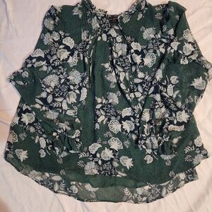 Lane Bryant Green Floral Long Sleeve Blouse Size 30/32